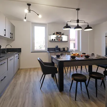 Magnifique*t4*centre Ville*wifi*billard*netflix* Apartamento *